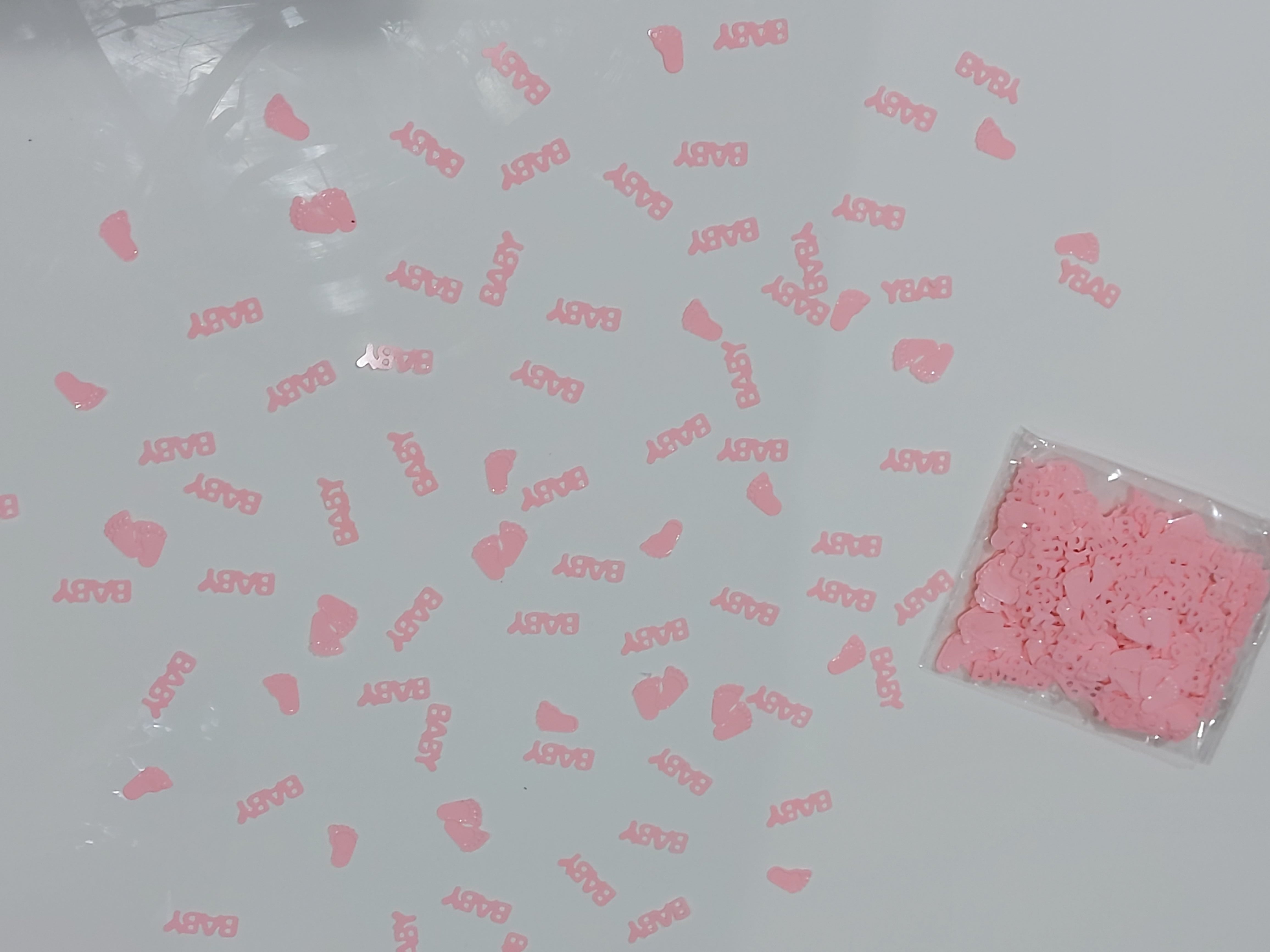 Pink new born baby confetti for sale online in Dubai