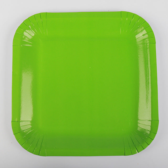 Green Paper Plates - 10pcs - PartyMonster.ae