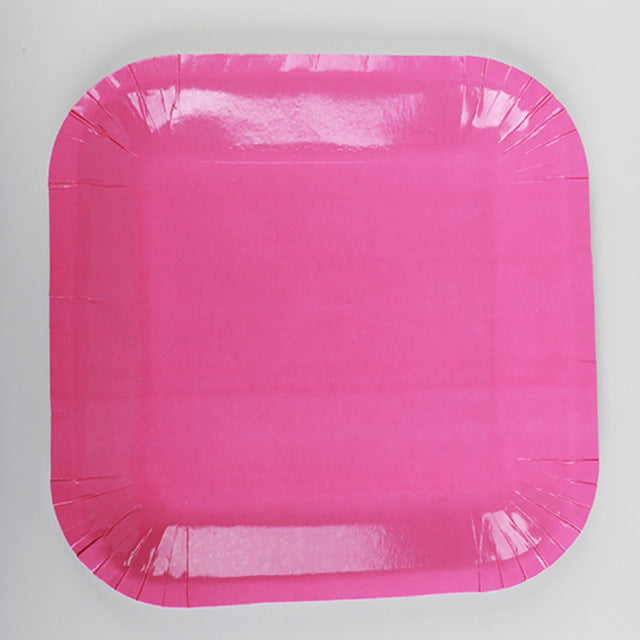 Pink Paper Plates - 10pcs - PartyMonster.ae